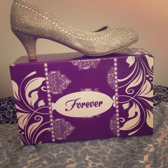 Shoes - Picture 1 of 1